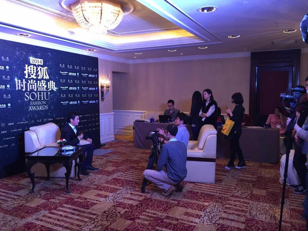 郑云工作室_郑云工作室收入(2)